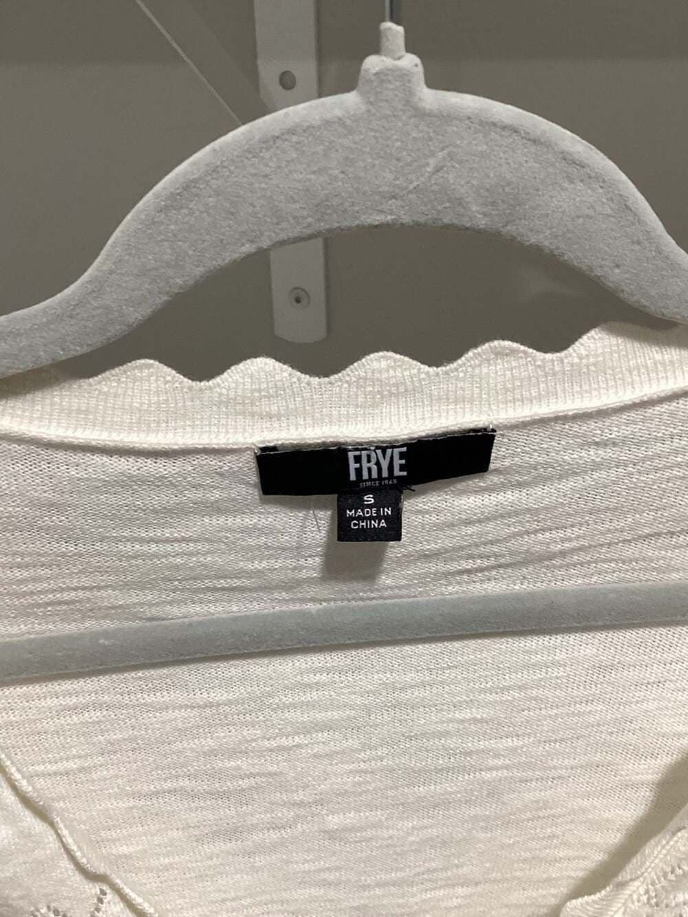 Frye Women's Ivory White Pointelle V-Neck Scalloped Trim Cardigan Sweater Size S