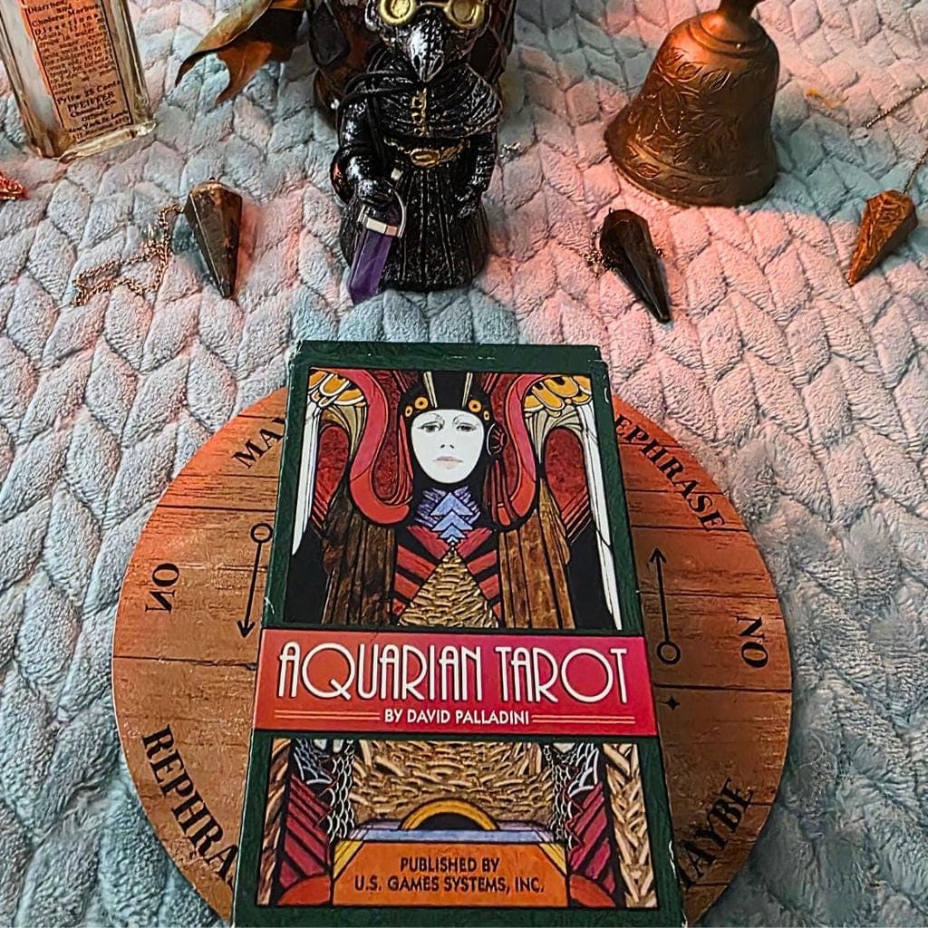 Aquarian Tarot Deck – Classic 78-Card Set by David Palladini (U.S. Games Systems