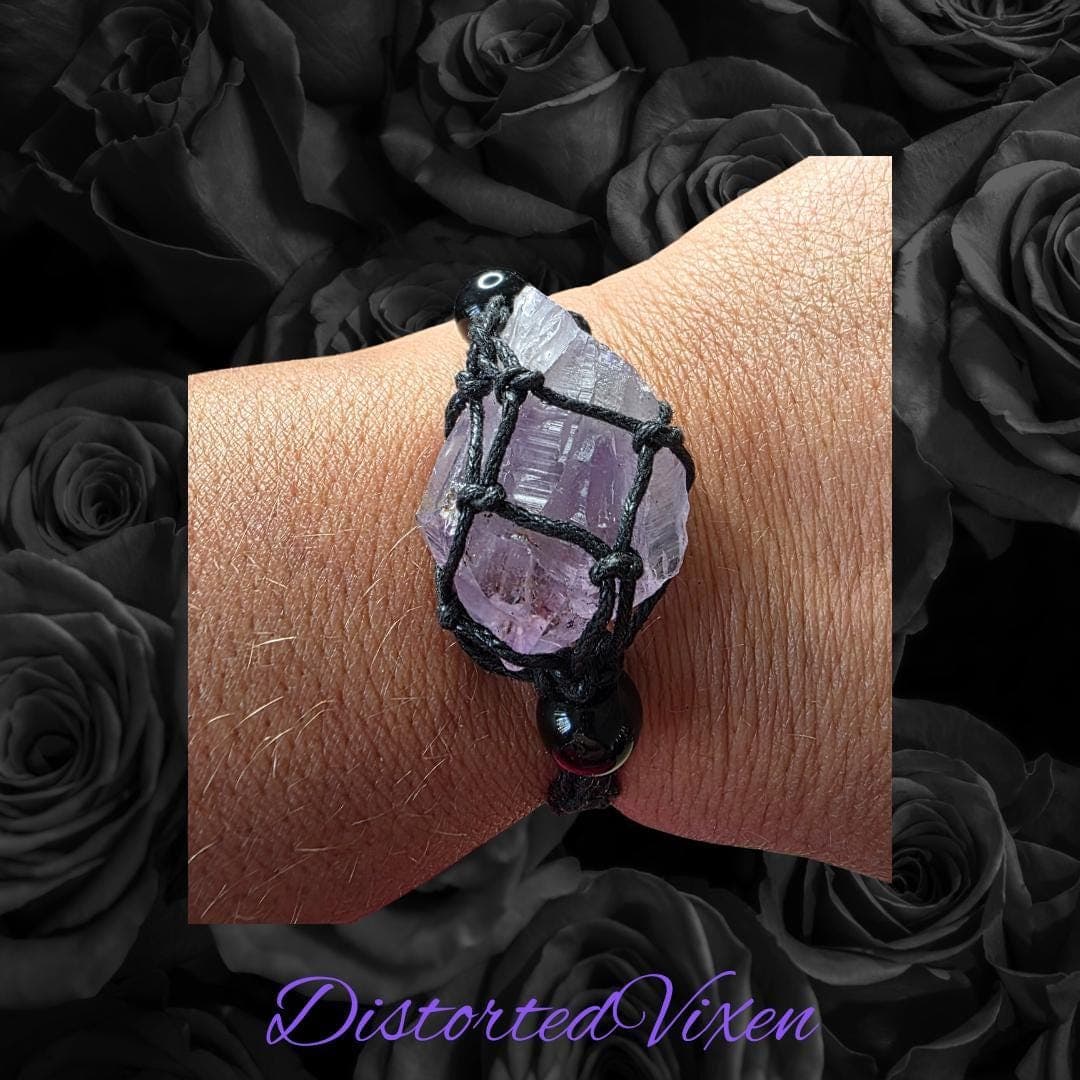 Amethyst Crystal Bracelet – Adjustable Macramé Pouch – Healing & Intuition Jewelry