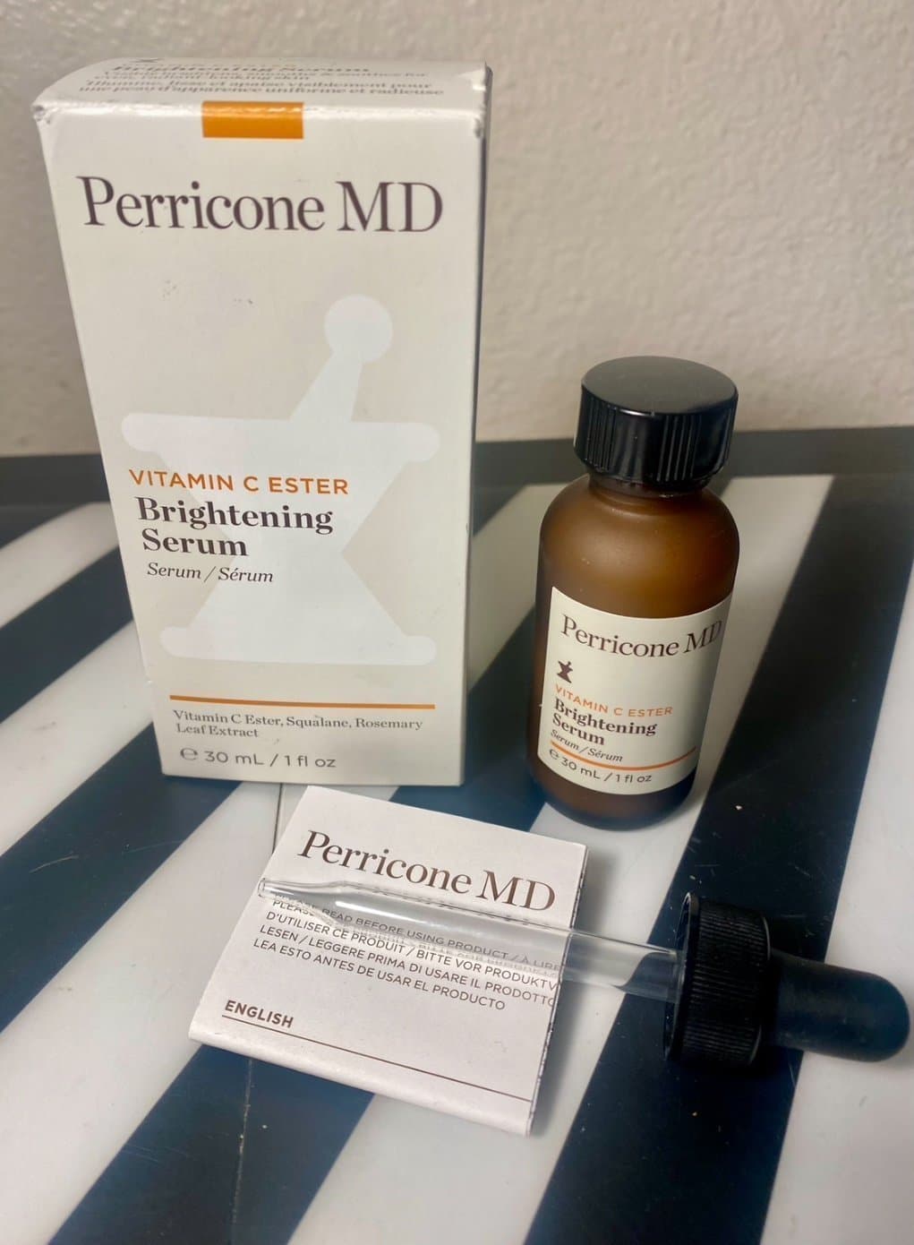 PERRICONE MD BRIGHTENING SERUM - VITAMIN C ESTER (1 FL OZ) BRAND NEW