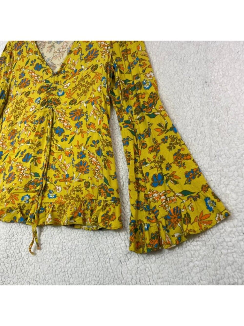 Chelsea & Violet Small Boho Floral Peplum Blouse Bell Sleeve 100% Rayon Top
