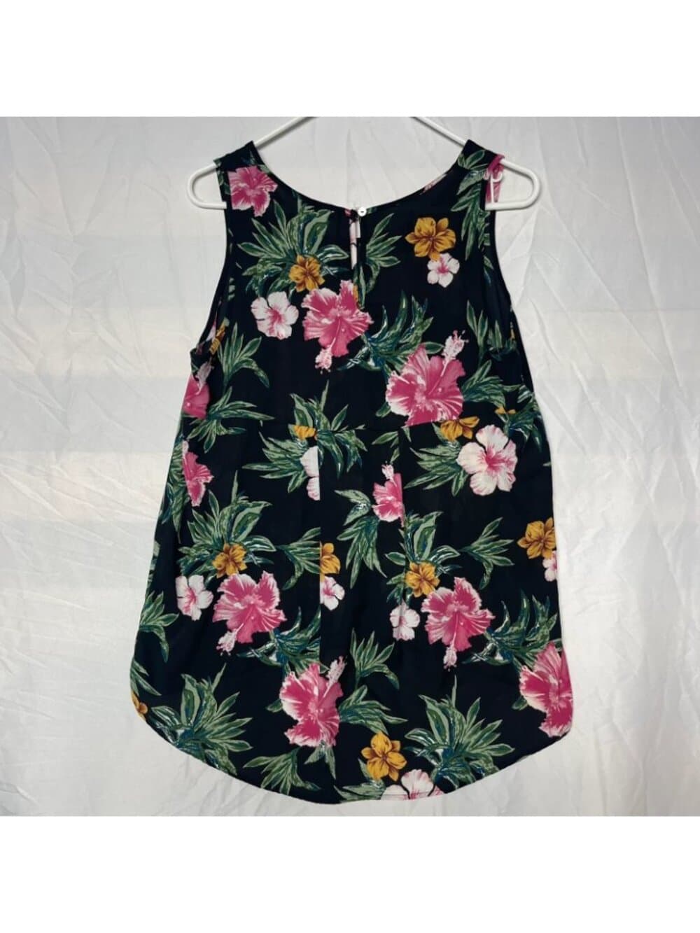 Everleigh Floral Tank Blouse Black Pink Medium