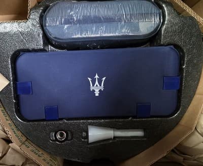 2014-2020 MASERATI QUATTROPORTE SPARE TIRE TOOL KIT SET JACK OEM.