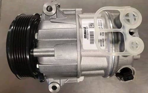 NEW OEM MASERATI GHIBLI LEVANTE Quattroporte AC COMPRESSOR 954108