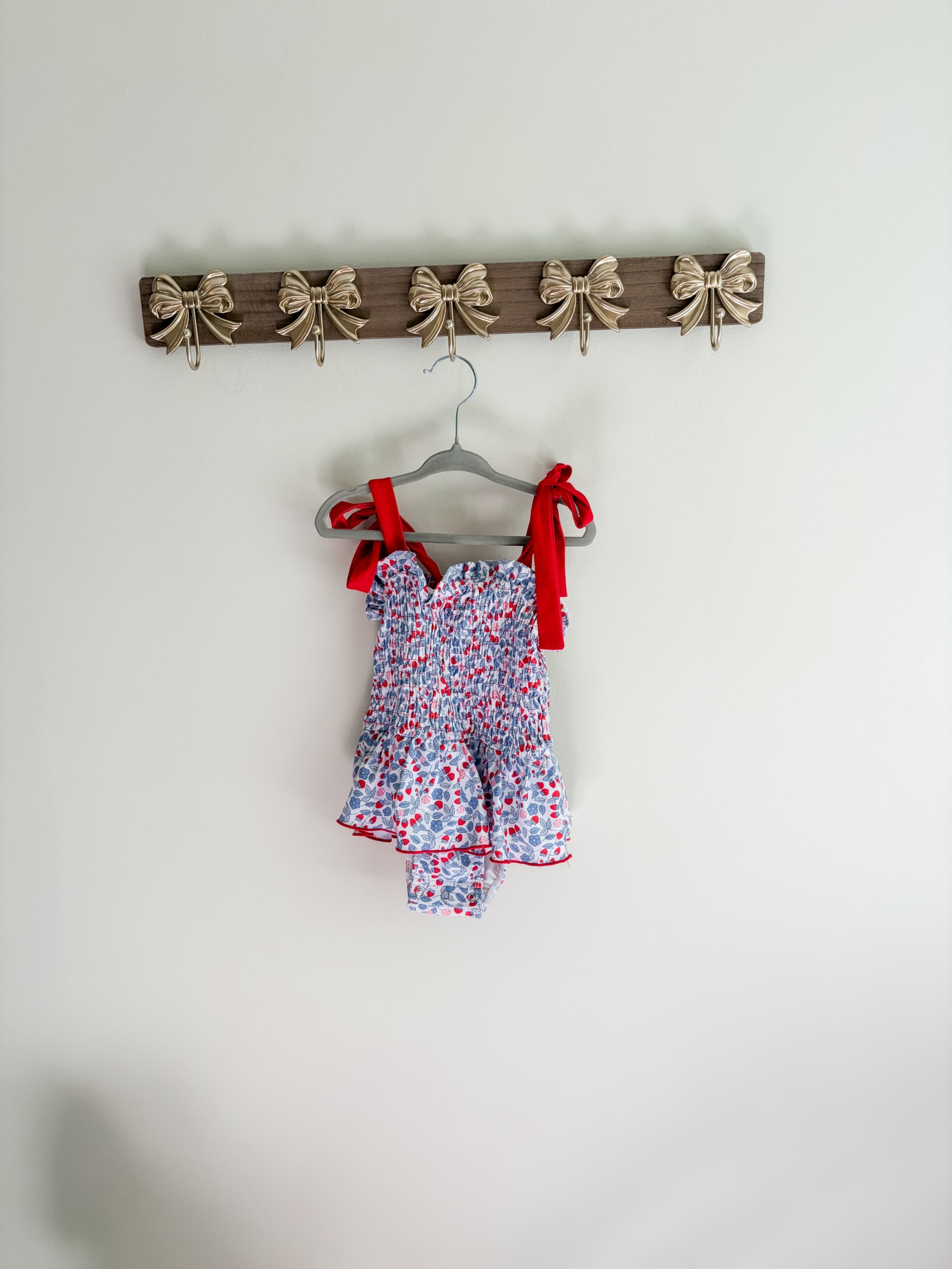 Shrimp and Grits kids Girls' size XXS Floral Smocked bathing suit with Red Straps