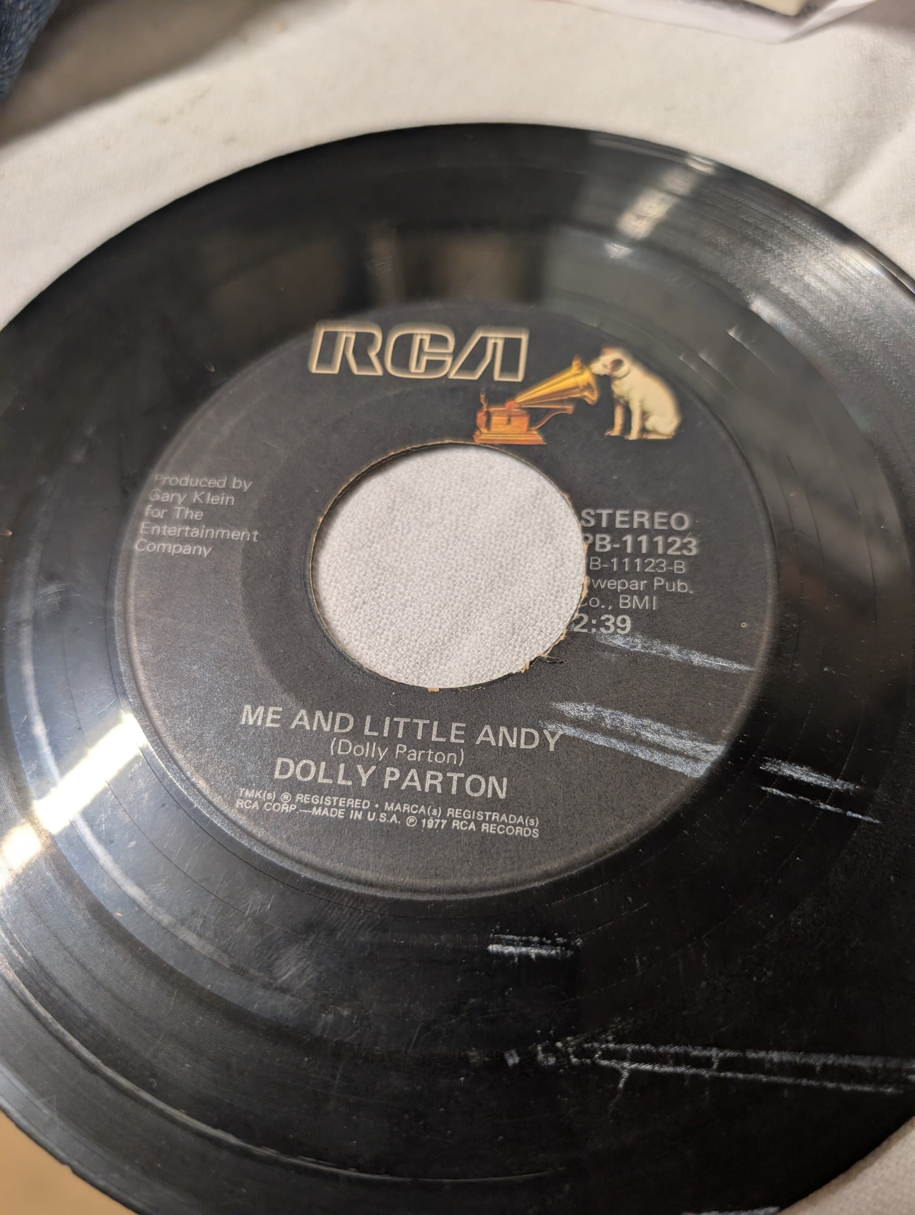 RCA Dolly Parton 7" Vinyl Record PB-11123