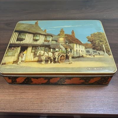VTG Gray Dunn Biscuit Tin Village Of Sussex Village Scene Star Inn Metal Leafs
