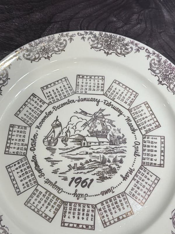 Smith & Taylor 1961 Calendar Plate Windmill Scene 10"