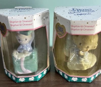 Vintage Precious Moments Ornament Vintage 2001 Porcelain Christmas Present