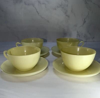Anchor Hocking Rainbow Vintage 50S Yellow Saucer And Cups Set Of 4