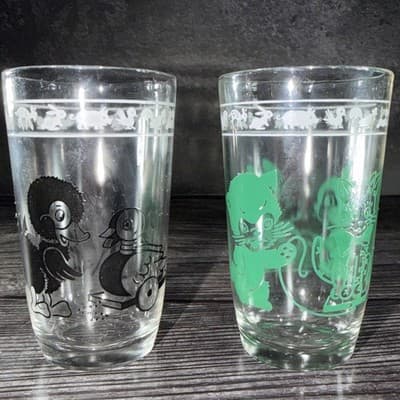 1966 Swanky Swigs Kraft Cheese Kid's Juice Glass Green Bunnies & Kittens Horse