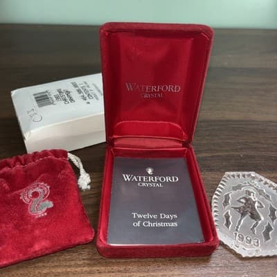 WATERFORD CRYSTAL 12 DAYS OF CHRISTMAS ORNAMENT - 10 LORDS OF LEAPING