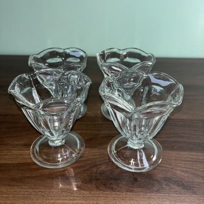 Vintage Anchor Hocking Clear Glass Dessert Sundae Dishes ~ Set of 4- perfect