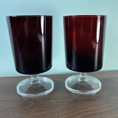 Vintage Ruby Red Clear Pedestal Stem Glass Goblet Arcoroc France 8oz. Set of 2