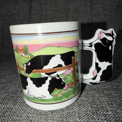 Vintage Black & White cow coffee mug cup (cow handle) Made in Japan Milk Cows