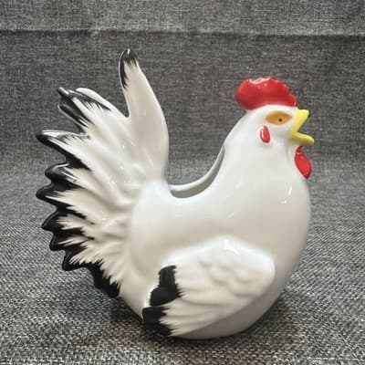 Taitu Chicken Rooster Porcelain Creamer White Red Black Trim Japan Farmhouse