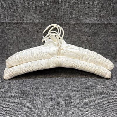 Lot of 6 Vintage satin padded hangers with bows bridal bridemaid NOS