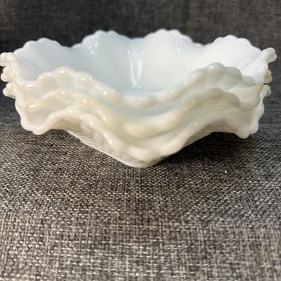 VTG Set 3 Milk Glass Ruffled Edge Diamond Cut Candy Trinket Dish Anchor Hocking