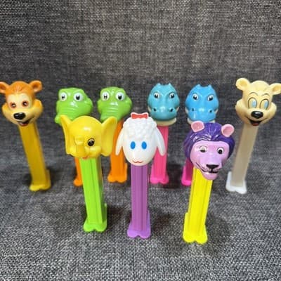 Lot Of 9 Pez Kooky Zoo Elephant Alligator Bear Lion Lamb Hippo 1990’s Candy Toys