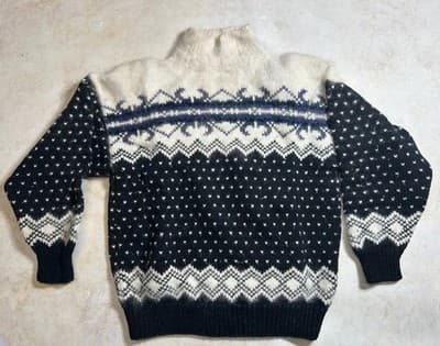 Women's 80's Fuzzy Sweater Size Medium W Shoulder Pads Vintage Top Notch Knits