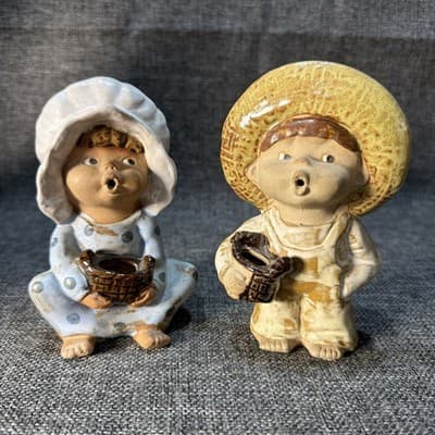 Seymour Mann Kissing Boy And Girl Figurine Terra Cotta Japan Air Plant Planter