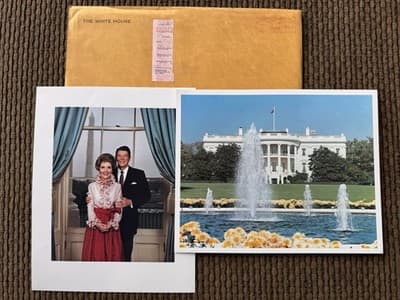 Ronald And Nancy Reagan/White House 8x10 Postcards With White House Envelope