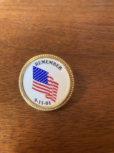 Vintage Remember 9-11-01 Lapel Hat tie Pin usa flag airlines Patriotic Historic