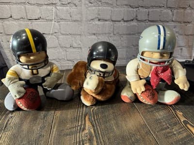 1983 NFL Huddles Tudor Dallas Cowboys, Chicago Bears, Pittsburgh Steelers