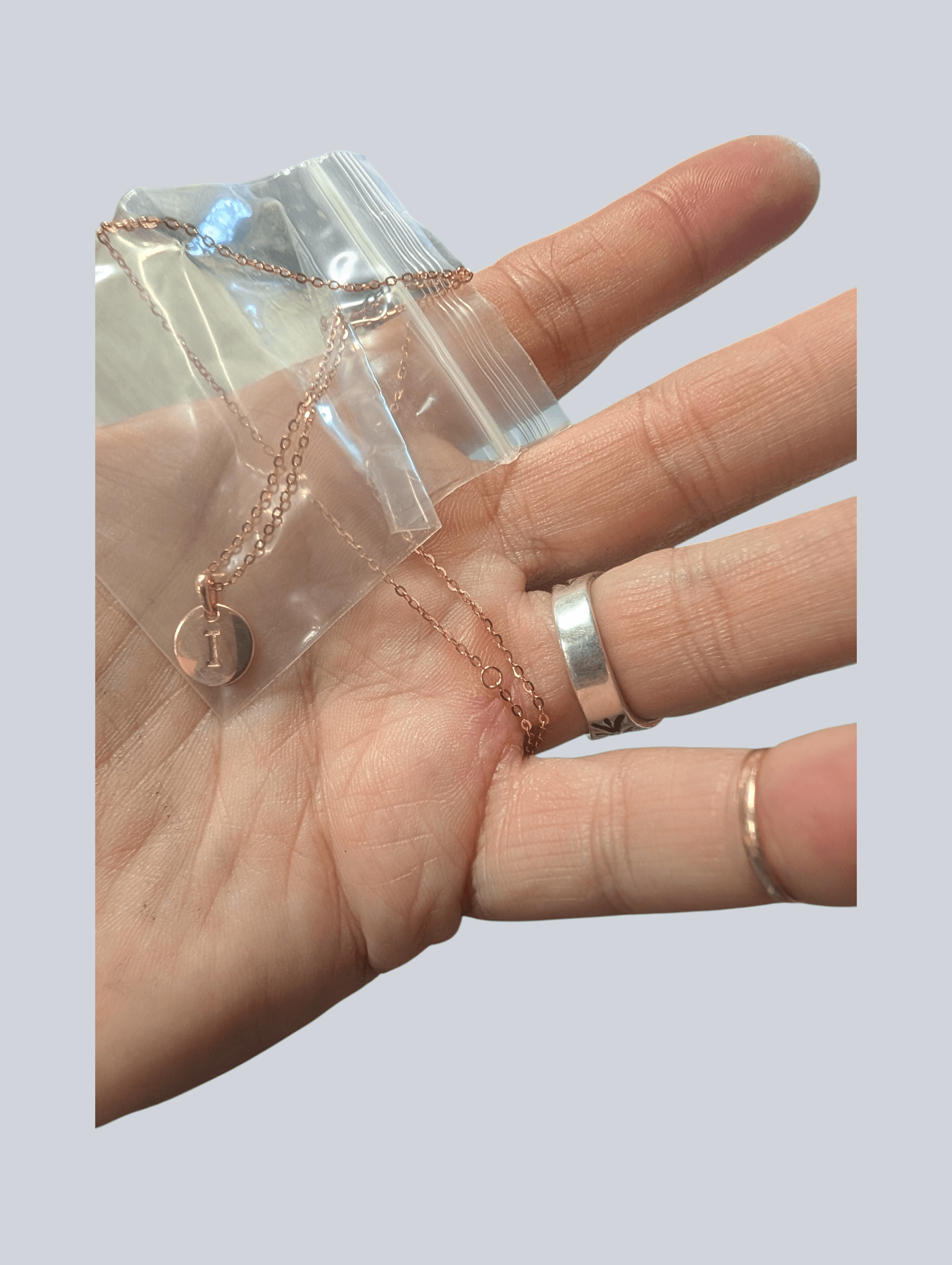Rose Gold Initial 'I' Pendant Necklace
