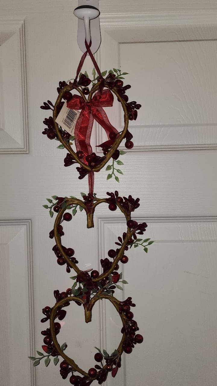 valentines decor Ashland Heart Garland Wall Decor Love Valentines NEW