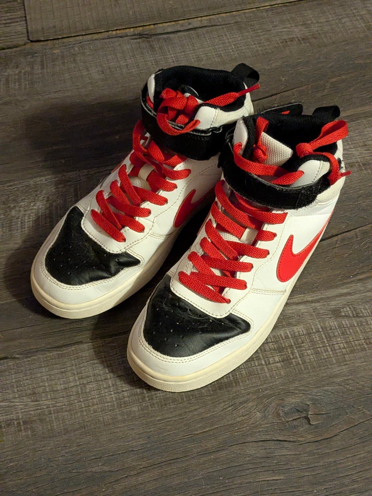 Nike Court Borough Mid 2 Mid-Top CD7782-110 White Red Black Shoes Sneakers 5.5Y