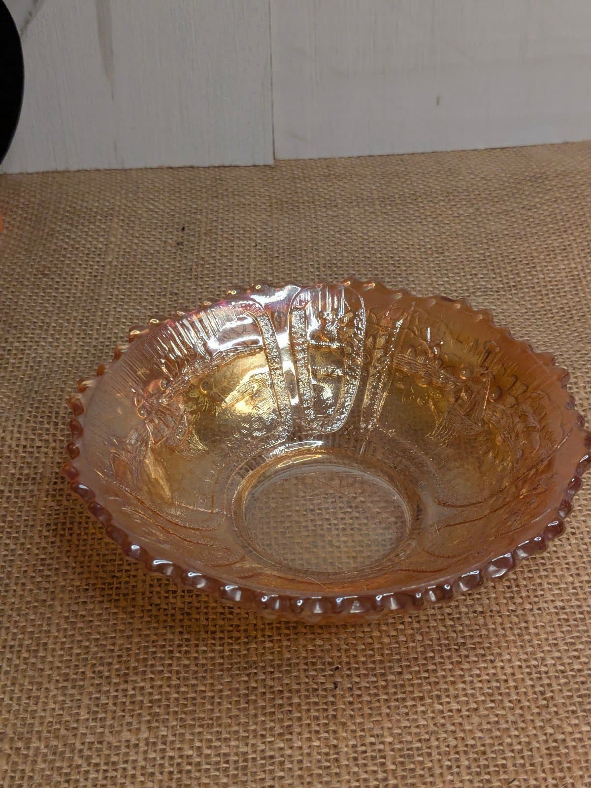 Vintage marigold carnival glass daisy flower bowl iridescent 6"