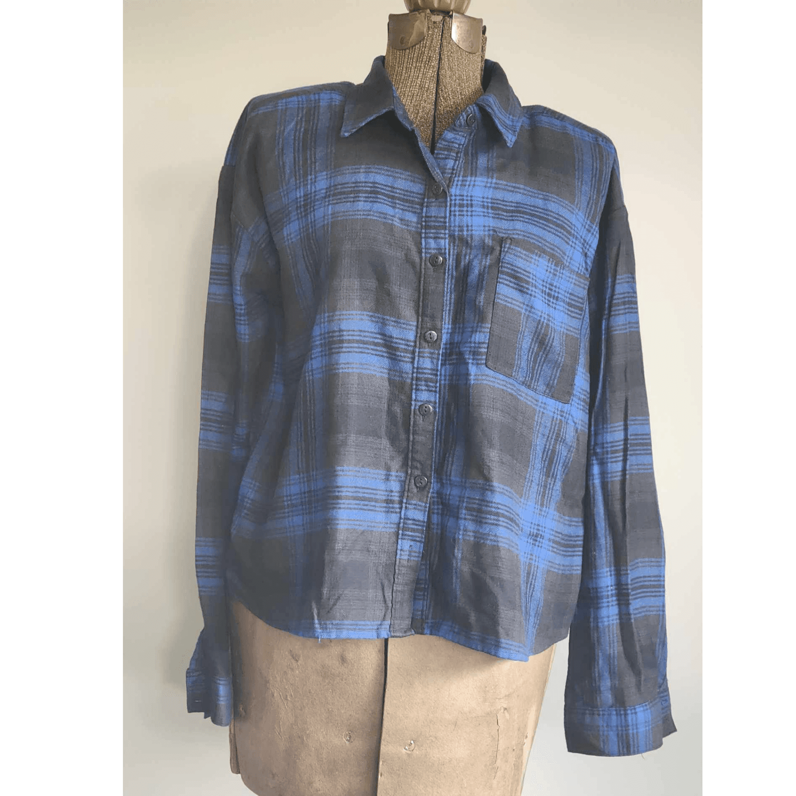 Wild Fable Women's Long Sleeve Cropped Flannel Button-Down Shirt Blouse Size S