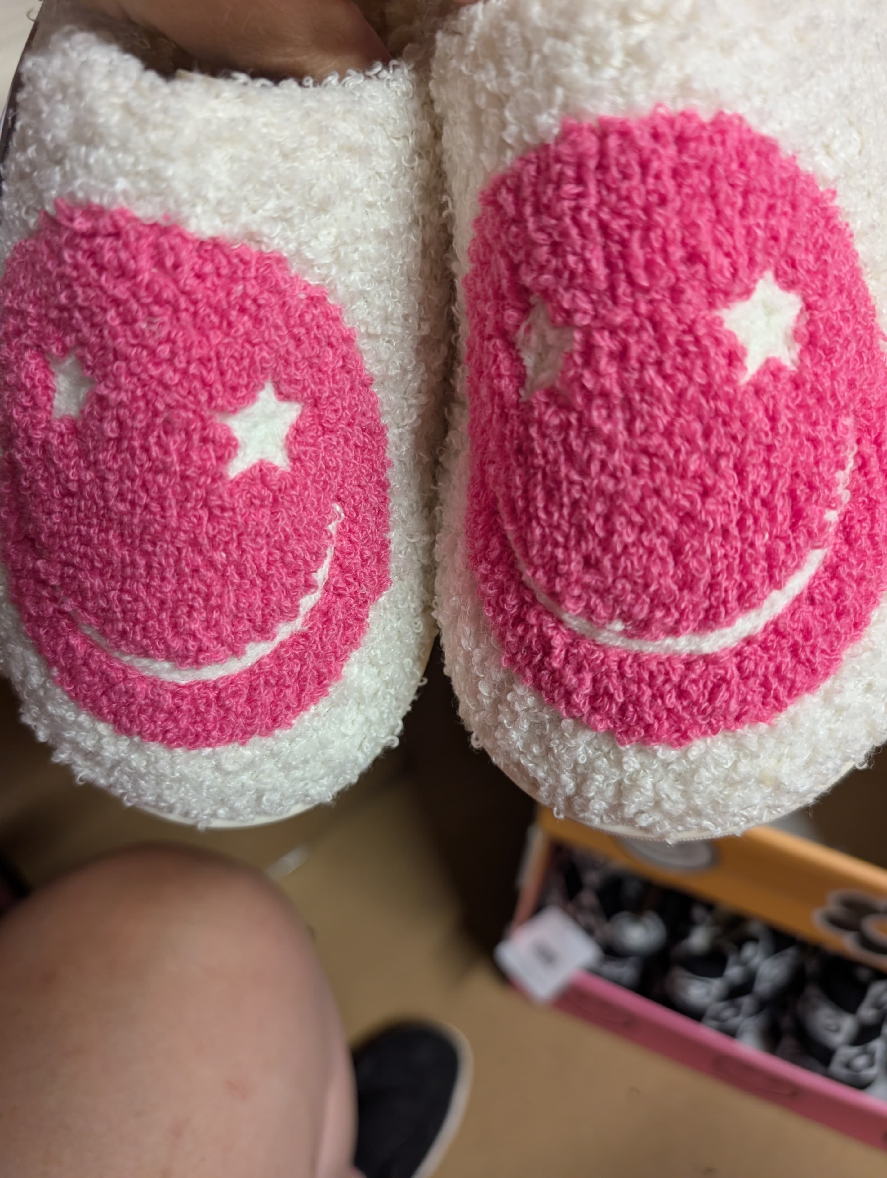 Plush Ladies Slippers Small 5-6 with Pink Smiley Design
