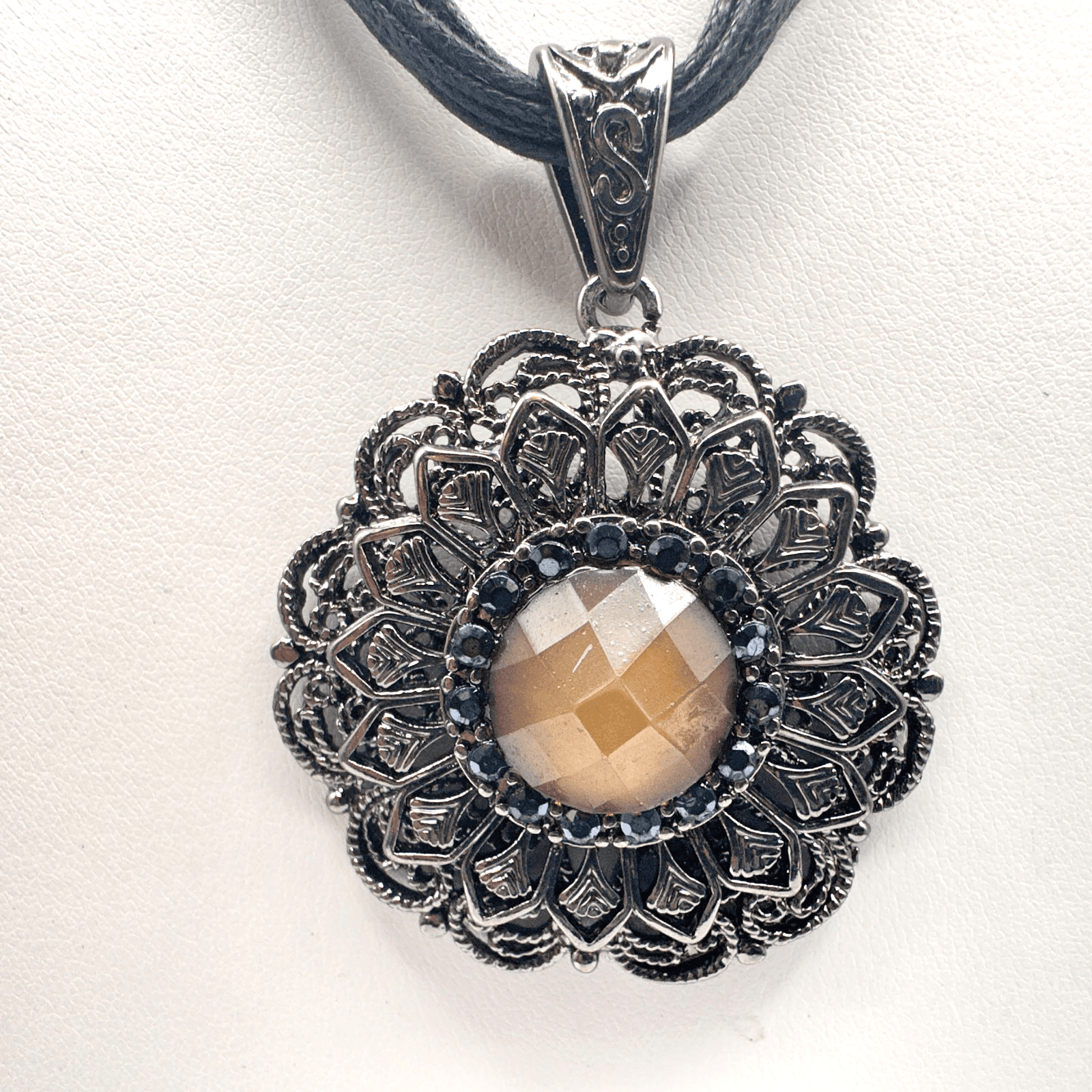 Vintage 90s Mandala Flower Pendant Necklace Black Cord Boho Style Brown Glass