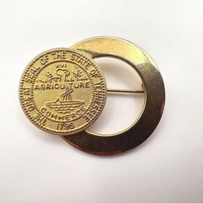 Vintage 1796 Gold Tone State Tennessee Agriculture Commerce Brooch Pin Jewelry