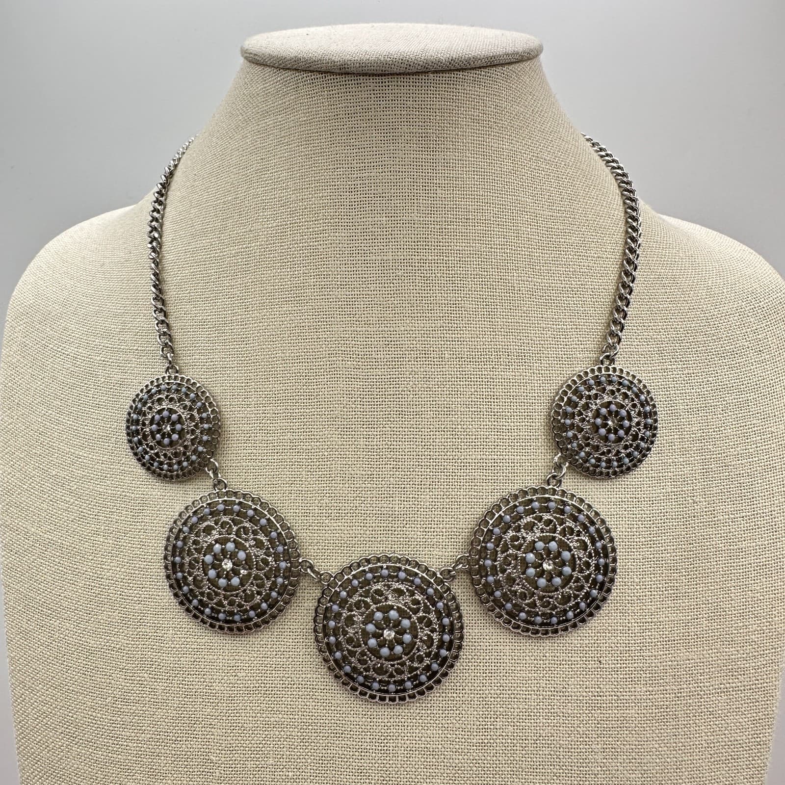 Vintage 90s Blue Beaded Silver Tone Mandala Medallion Necklace Women's Jewelry