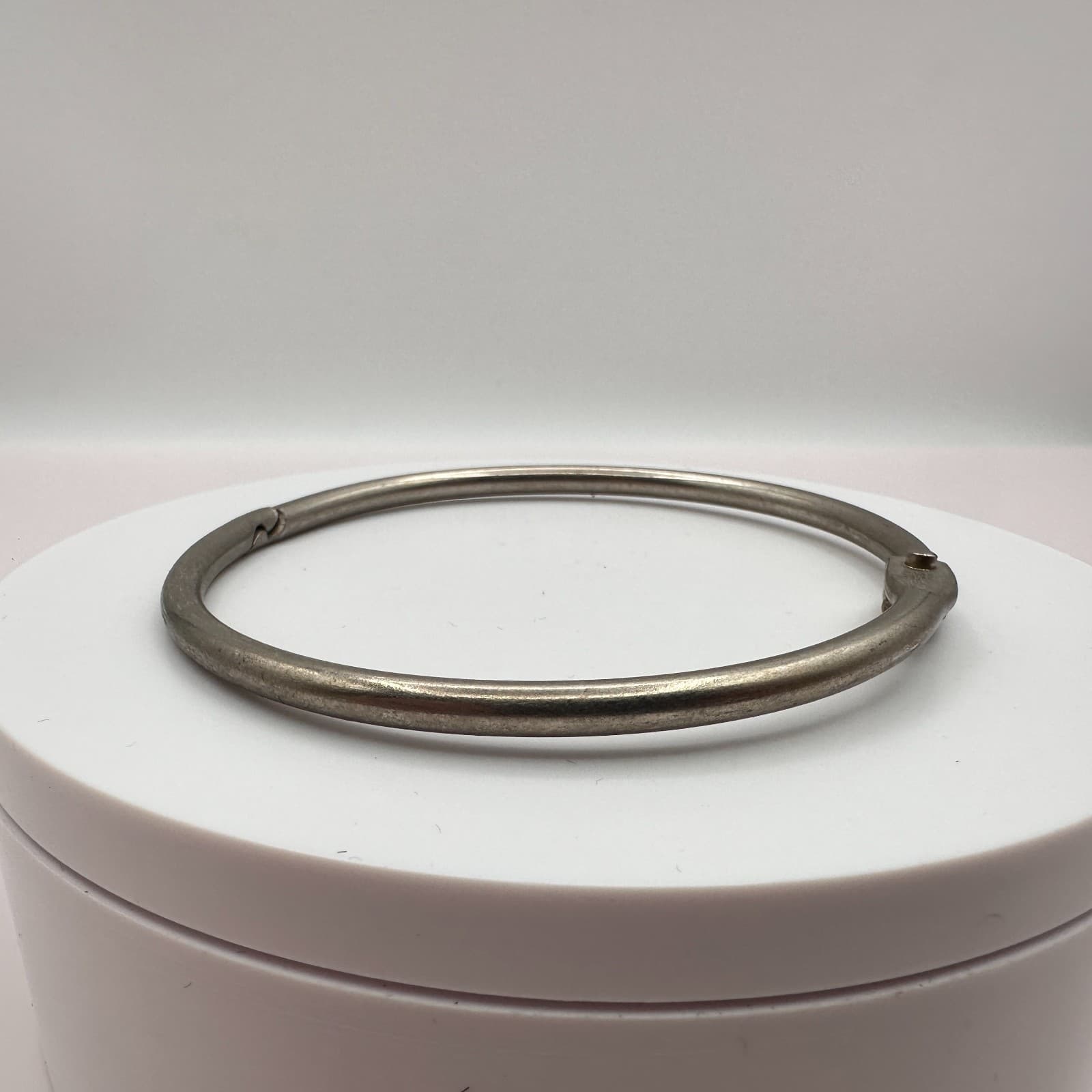 Vintage 90s Y2K Silver Tone Hinged Bracelet Minimalist Stackable Women's Jewelry