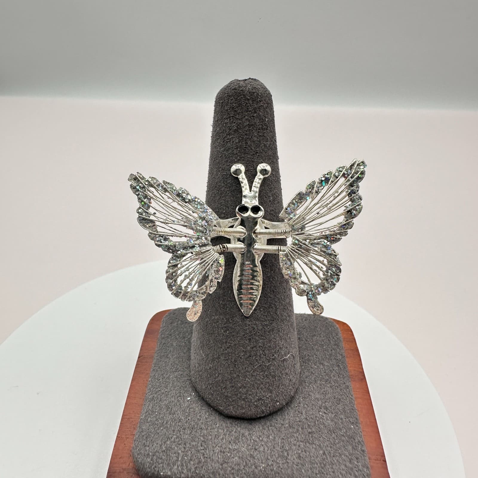 Vintage 90s Silver Tone Butterfly Ring Iridescent Crystal Articulated Jewelry