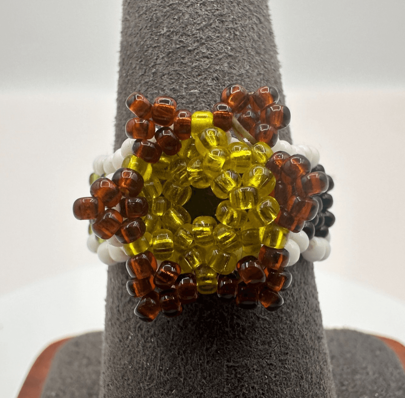 Vintage Y2K Seed Beaded Floral Stretch Ring Boho Retro Women's Classic Jewelry