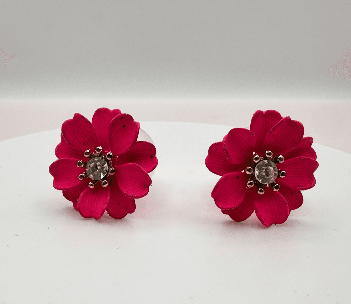 Vintage Y2K Pink Enamel Flower Stud Earrings Clear Rhinestone Statement Jewelry
