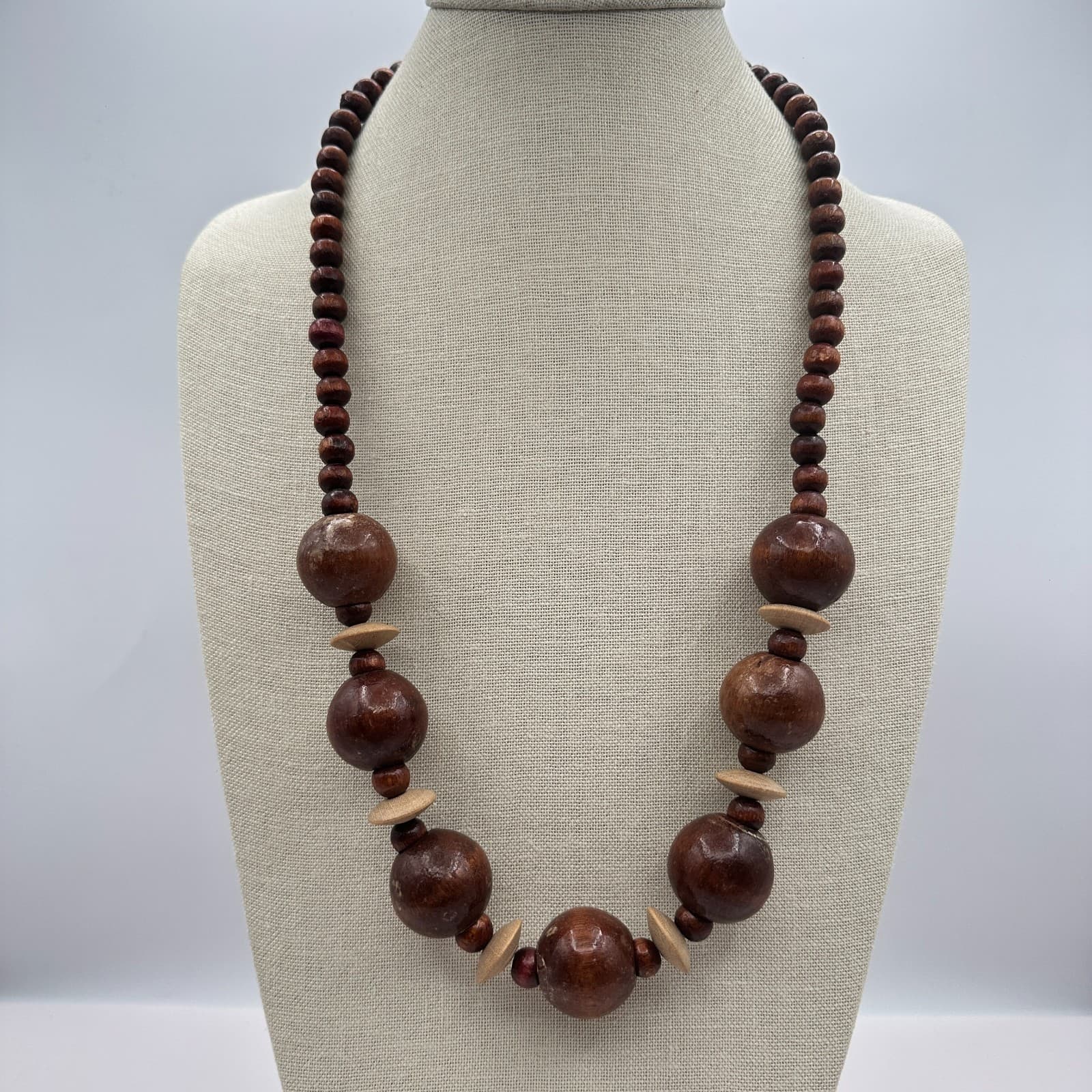 Vintage 90s Chunky Wood Round Beads Necklace Brown Statement Graduated Jewelry