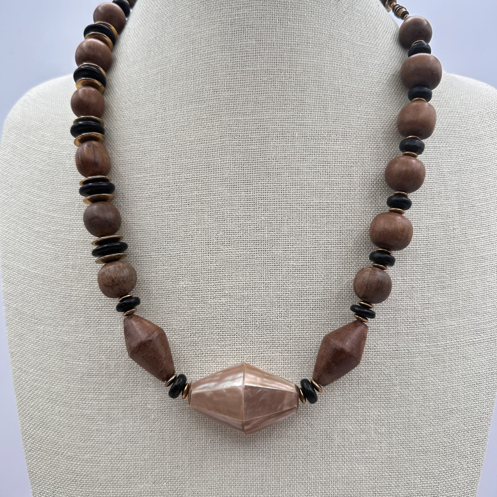 Vintage 80s Wood Bead Necklace Geometric Pendant Brown Black Gold Tone Jewelry