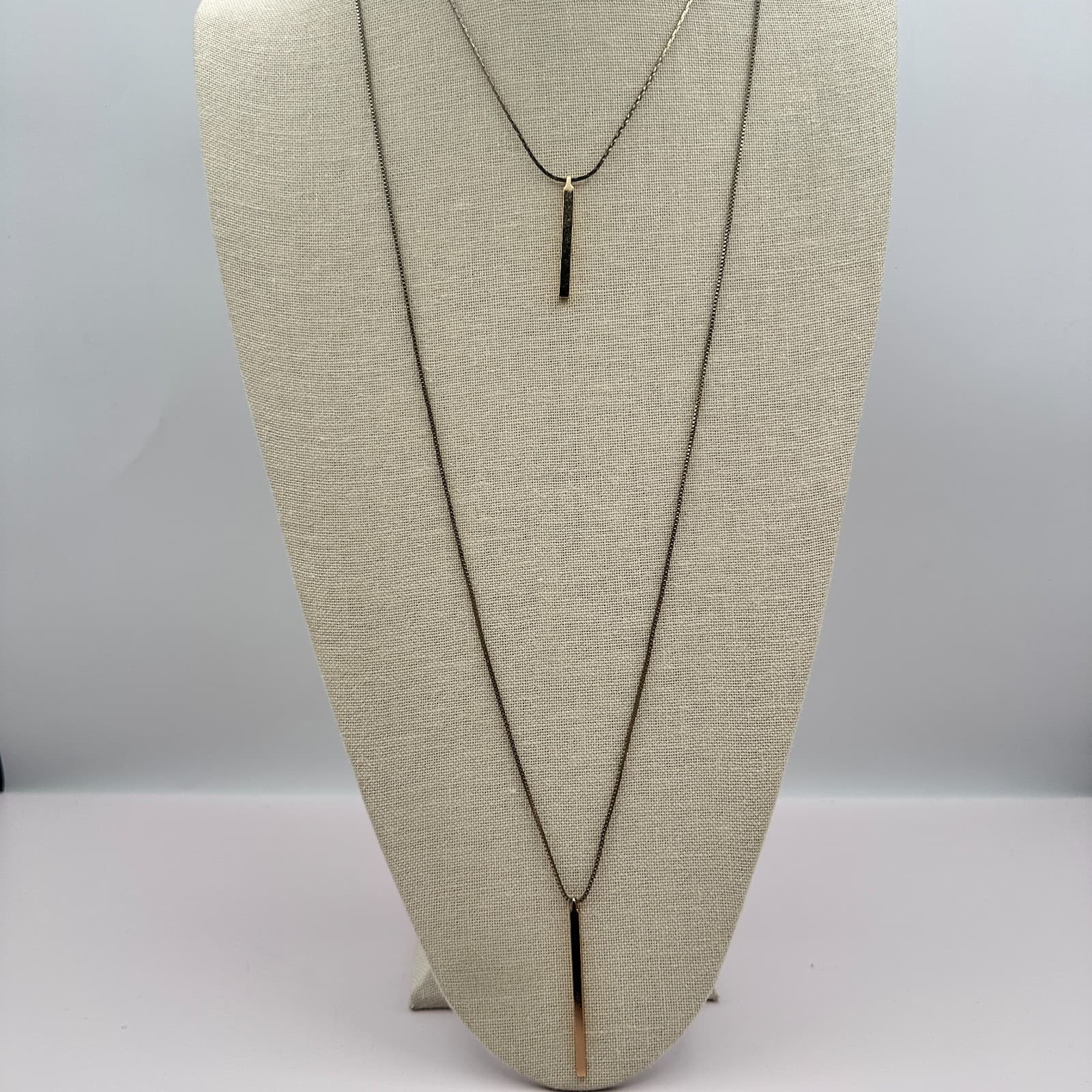 Vintage 90s Y2K Gold Tone Double Layer Bar Pendant Necklace Minimalist Geometric