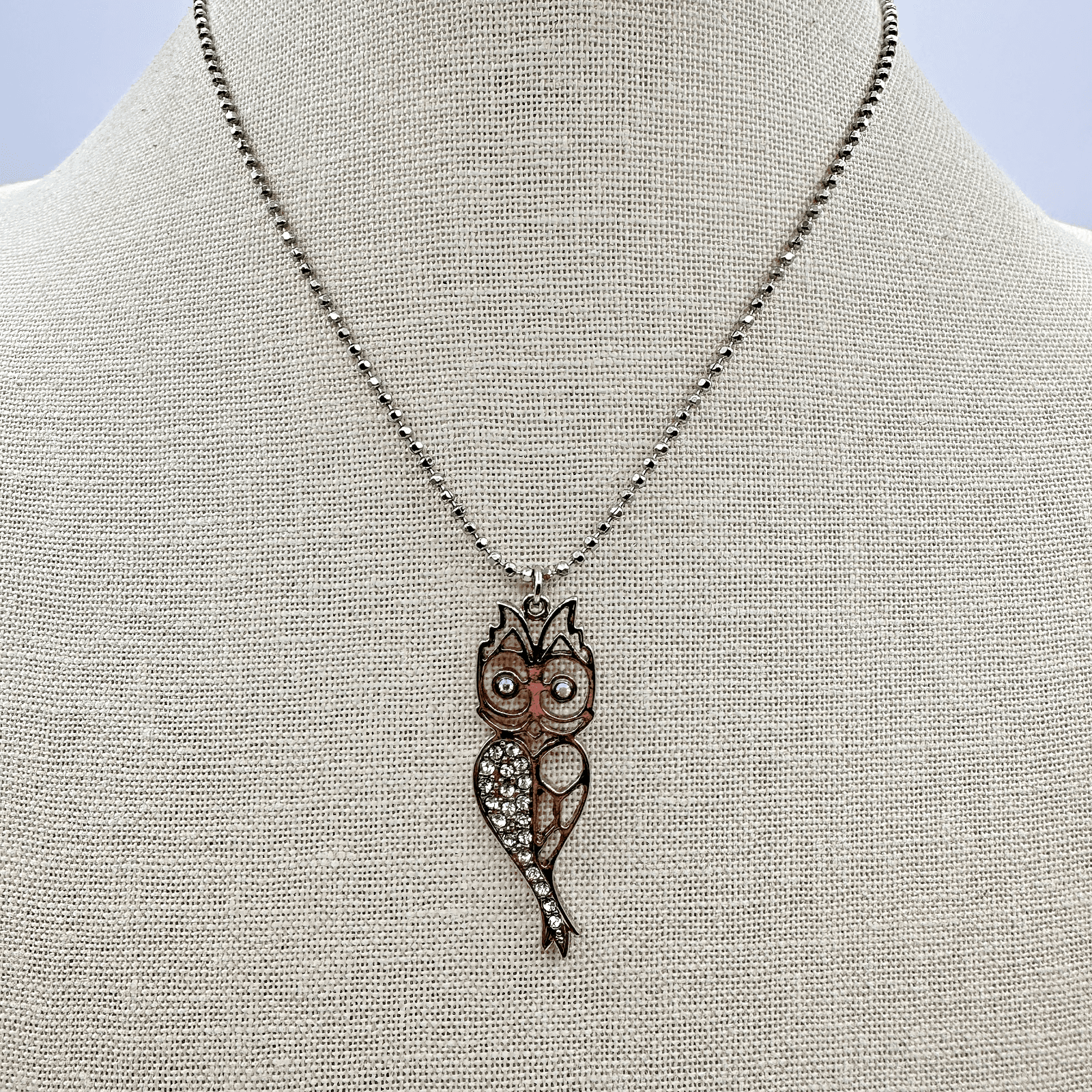 Vintage Y2K Silver Tone Owl Pendant Necklace Rhinestone Women's Classic Jewelry