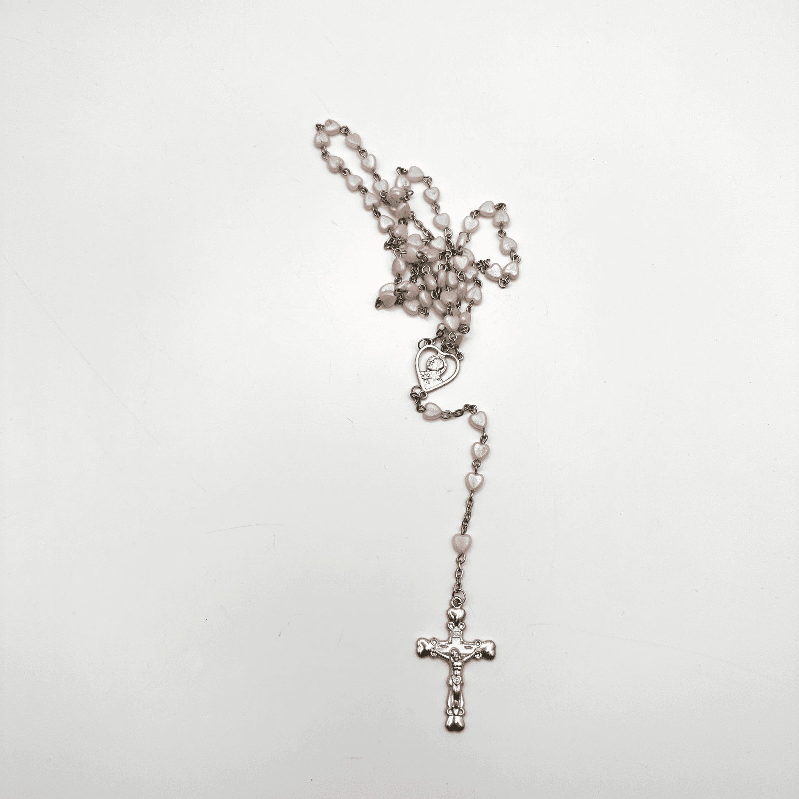 Vintage Y2K Heart Bead Catholic Rosary Necklace Silver Tone Crucifix Jewelry
