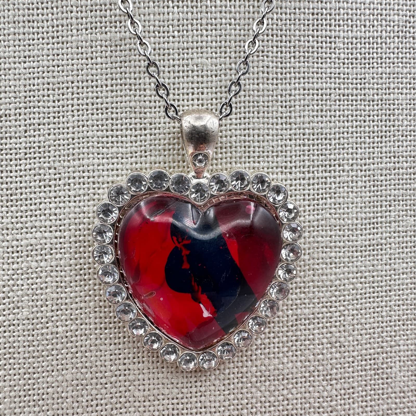 Vintage 90s Silver Tone Red Rhinestone Heart Pendant Necklace Women's Jewelry