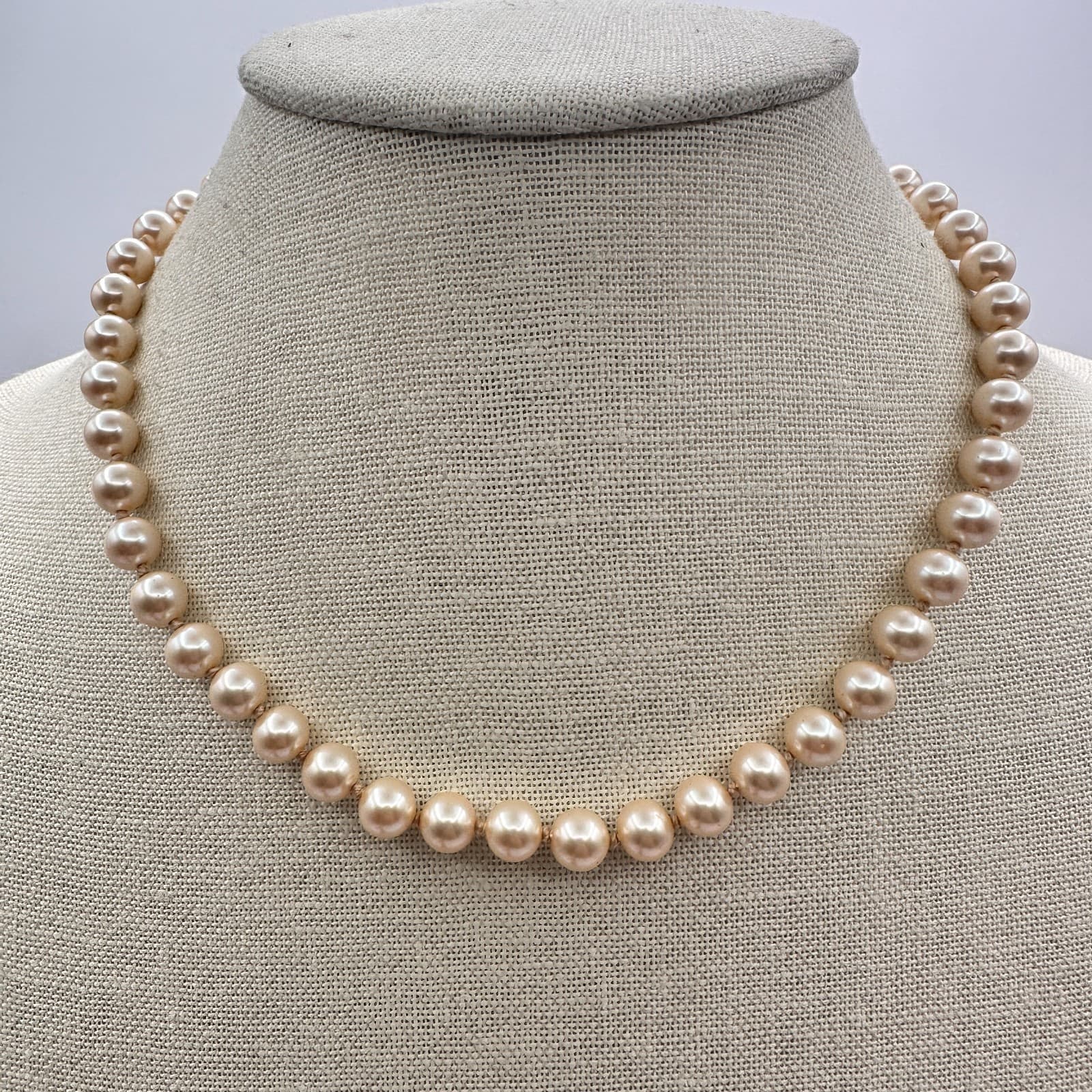 Vintage 90s Peach Faux Pearl Beaded Choker Necklace Women's Fashion Jewelry