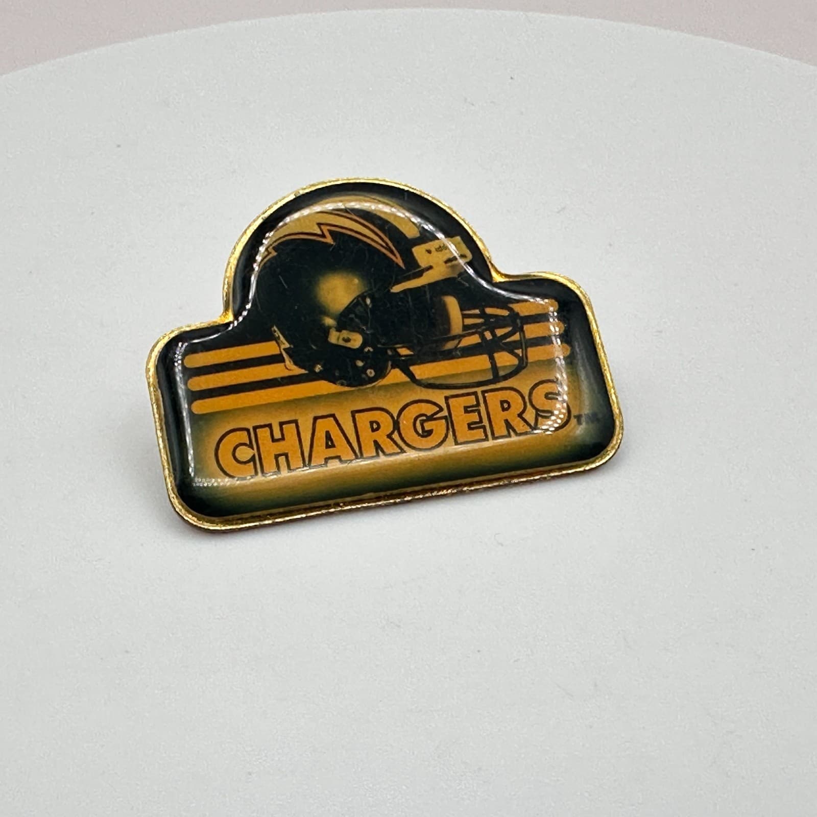 Vintage 80s Chargers Helmet Logo Football Hat Pin Lapel Enamel Brooches Jewelry