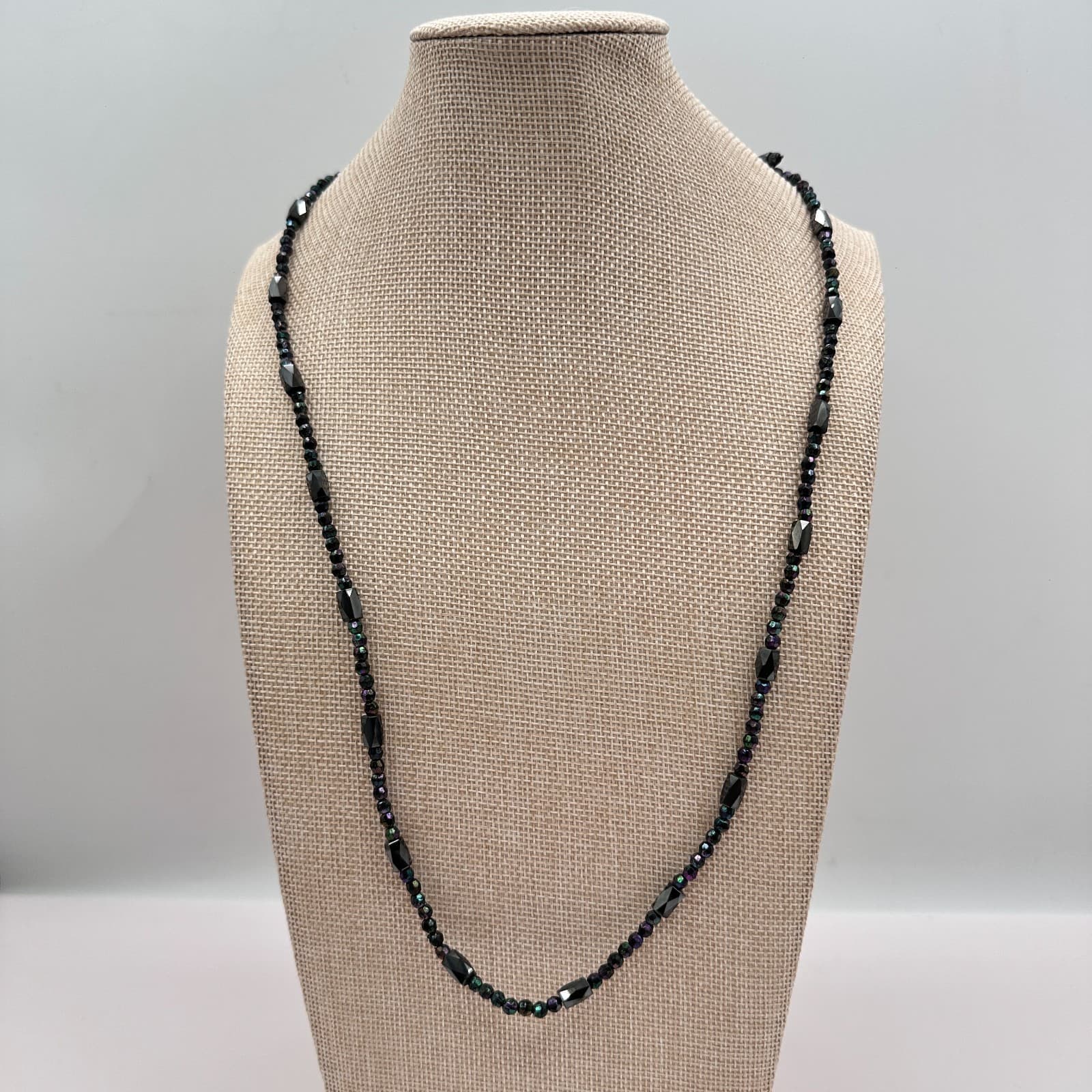 Vintage 90s Black Iridescent Magnetic Hematite Glass Bead Necklace Boho Jewelry